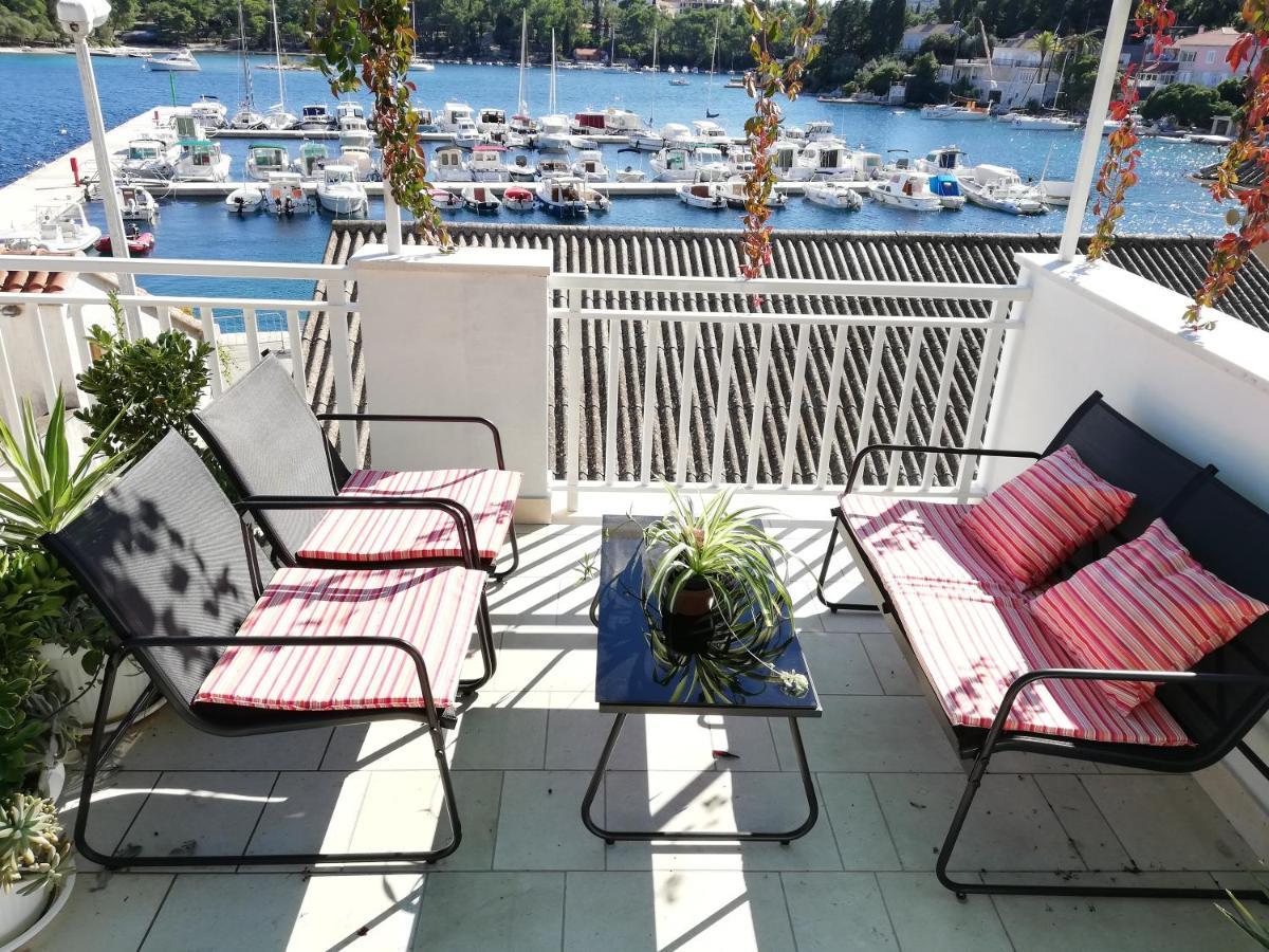 Shell Bay Apartment